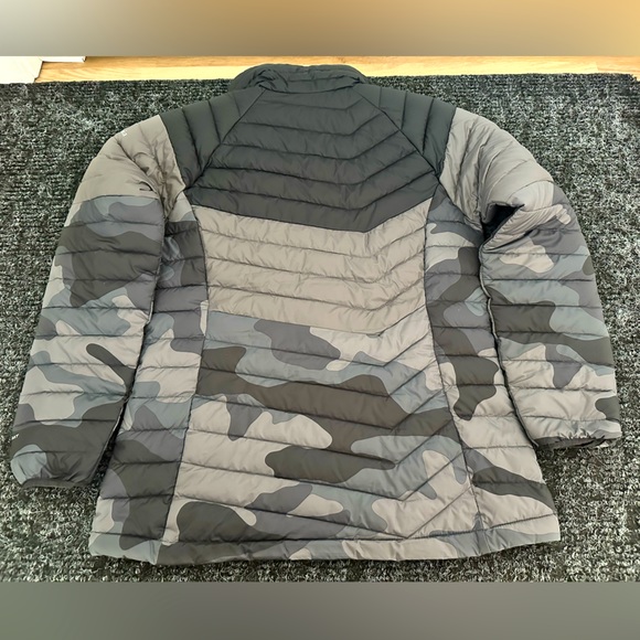⭐️Host Pick⭐️ Columbia Women’s Omni Heat Full Zip Camo Jacket - Picture 9 of 15